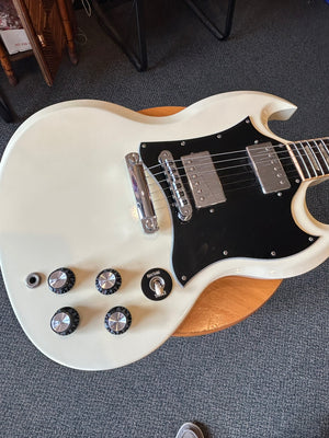 2010 Gibson SG Standard ‘60s Coil Tap Classic White w/ Ebony Board Guitar