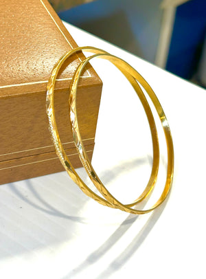 21k Gold Bangle Bracelets Pair - 25.2 Grams