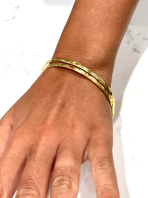 21k Gold Bangle Bracelets Pair - 25.2 Grams