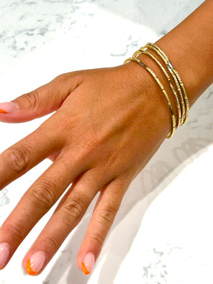 Set of 4 22k 916 ORO Solid Gold Bangle Bracelets 7.25" - 48 Grams