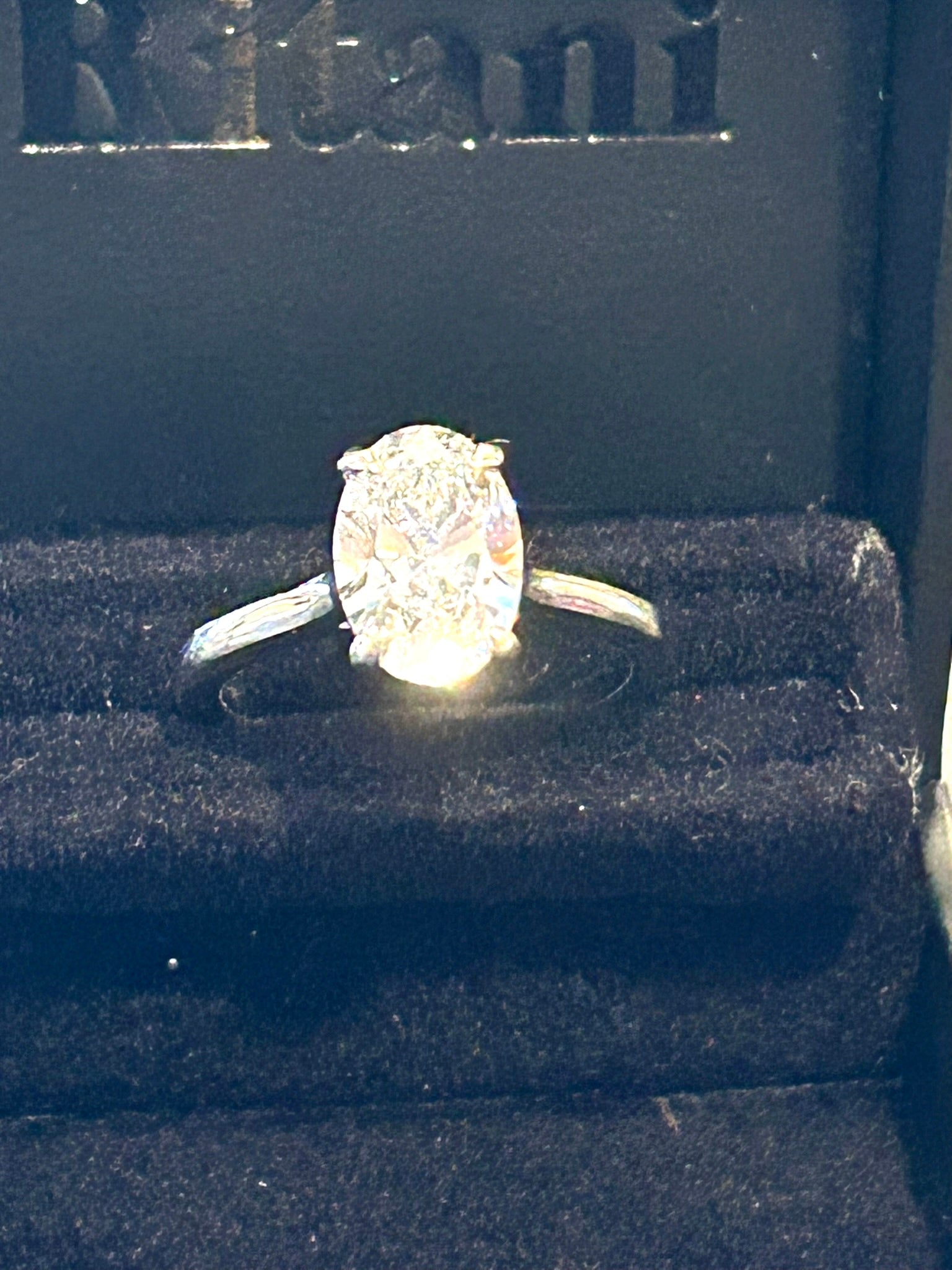 2.5ct Oval Lab Grown Diamond Engagement Ring - Size 6
