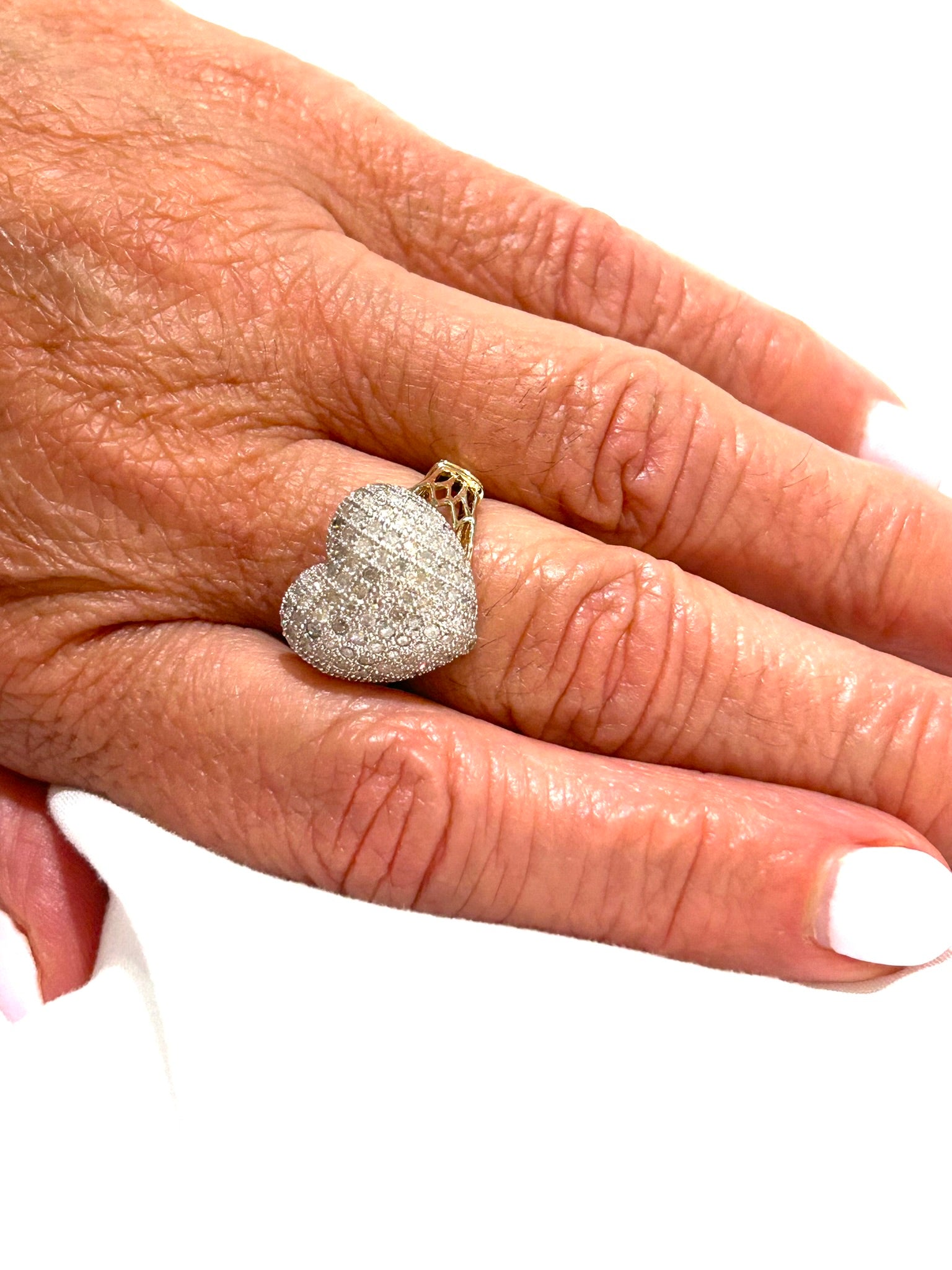 14k Gold Pave' Diamond Heart Ring Size 7.5
