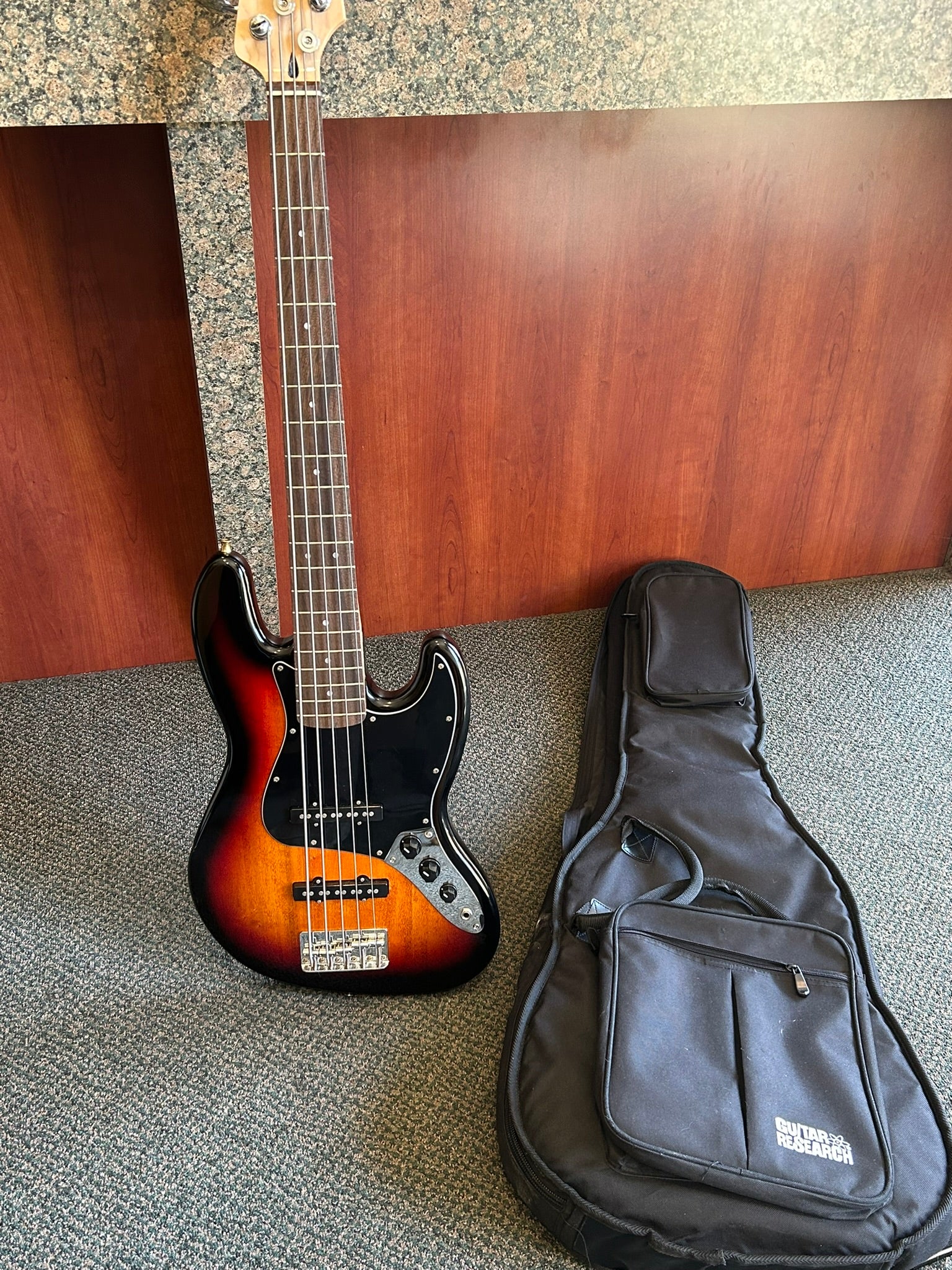 Fender Squier Jazz Bass Guitar 5 String Sunburst w Soft Padded Case