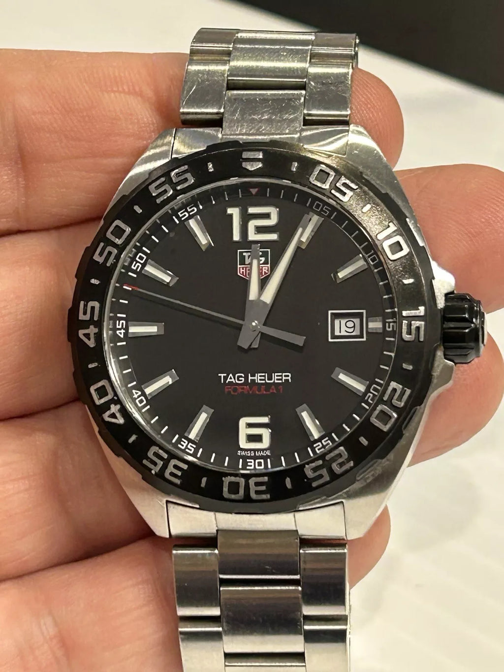 TAG HEUER Formula 1 Date Black Dial Quartz Men's Watch WAZ1110.BA0875