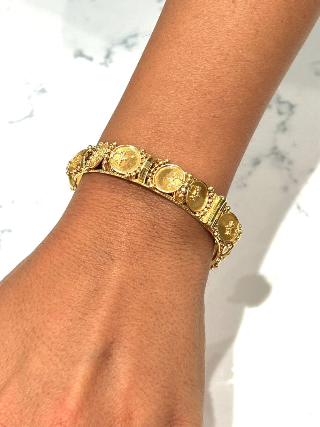 22k Gold Handmade Bangle Bracelet - 25 Grams - 12mm