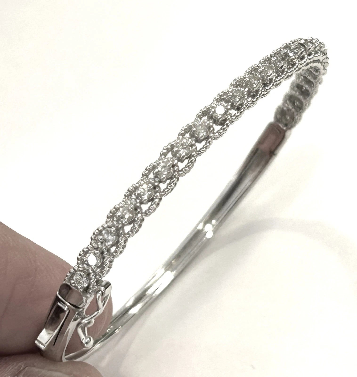14k White Gold Diamond Bangle Bracelet - .25ctw - 10 Grams