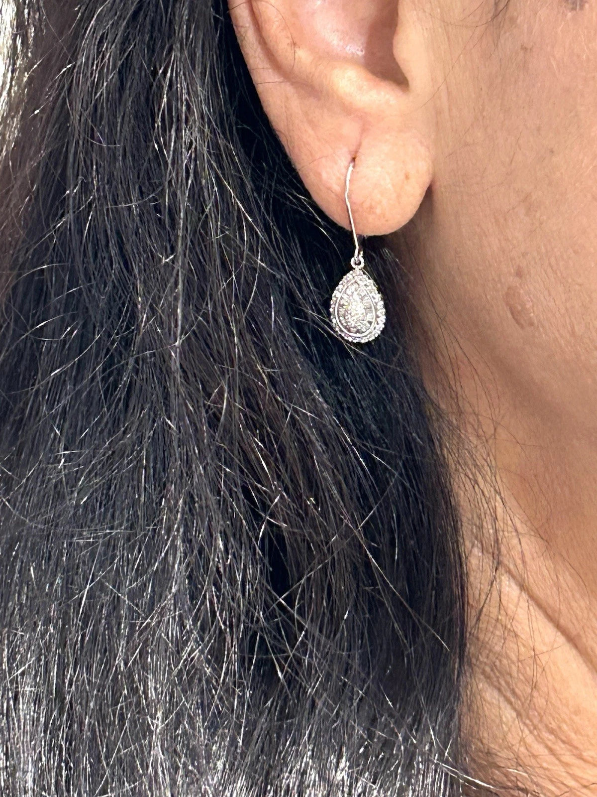 14k White Gold Diamond Dangle Earrings - .16ctw