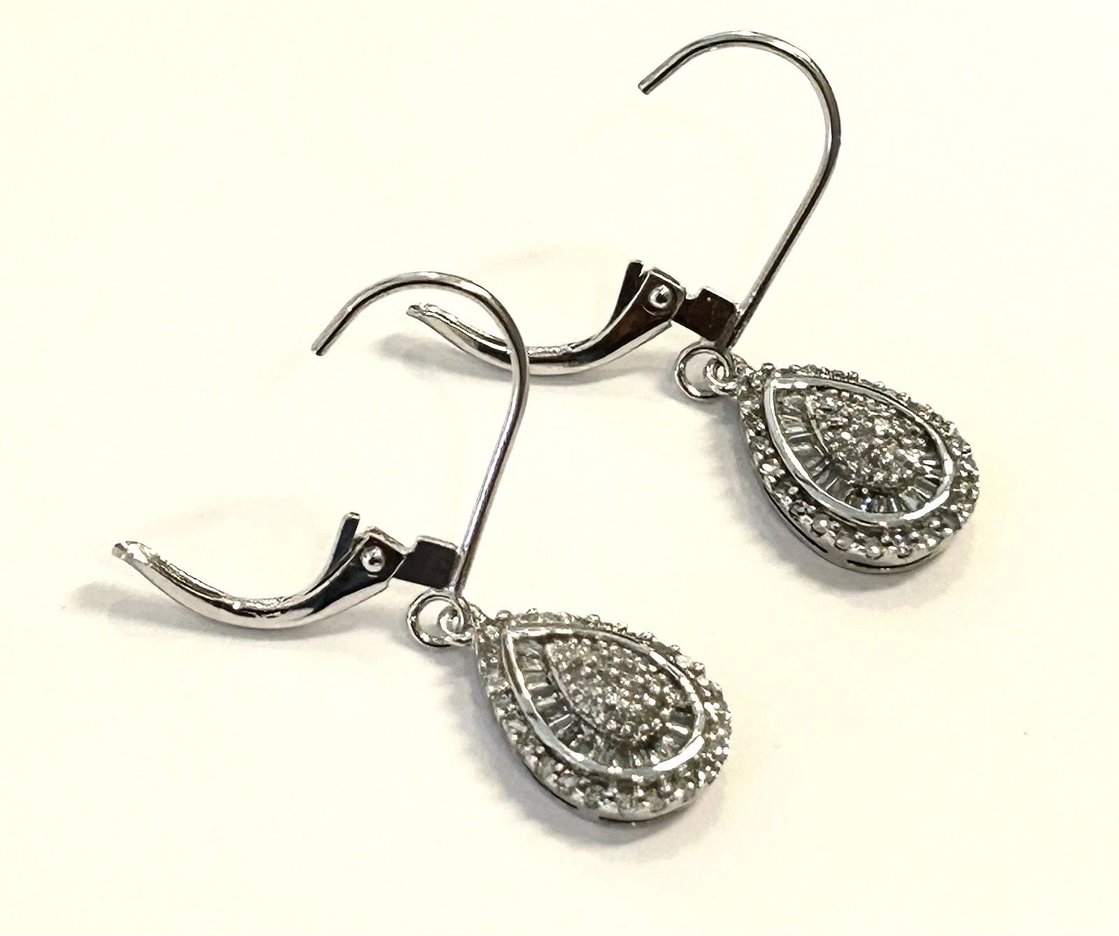 14k White Gold Diamond Dangle Earrings - .16ctw