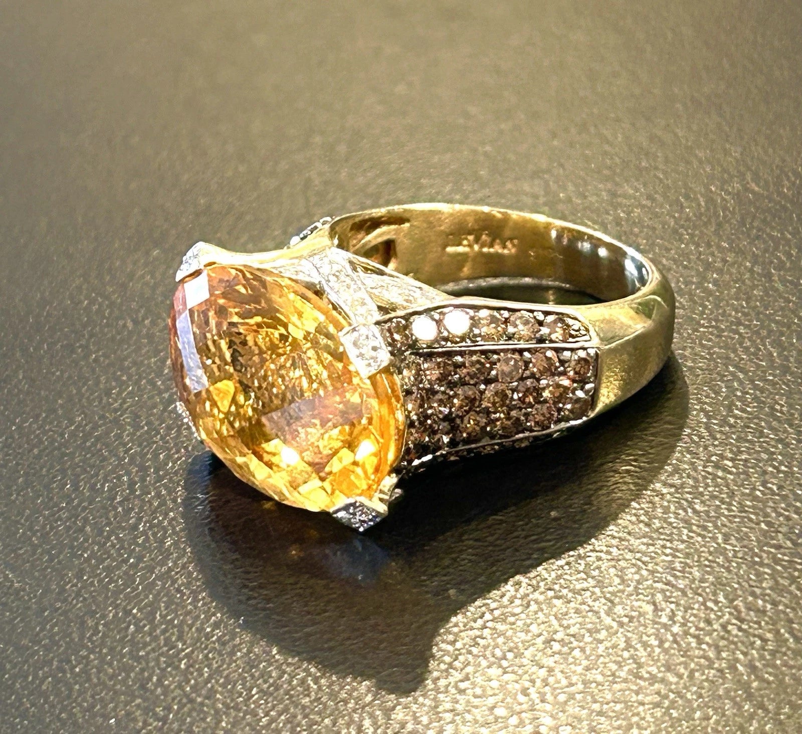 Le Vian 14K Gold Citrine SI2 Chocolate Diamond Ring Size 8 - 9.8 grams