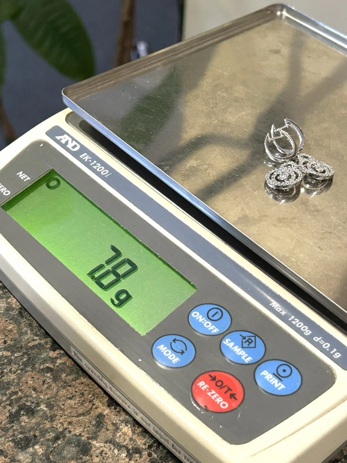 18k White Gold Diamond Dangle Earrings 1.0 ctw - 7.8 Grams