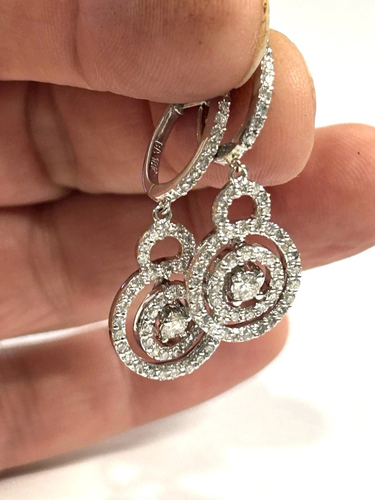 18k White Gold Diamond Dangle Earrings 1.0 ctw - 7.8 Grams
