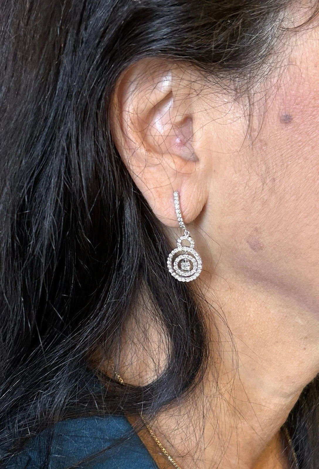 18k White Gold Diamond Dangle Earrings 1.0 ctw - 7.8 Grams