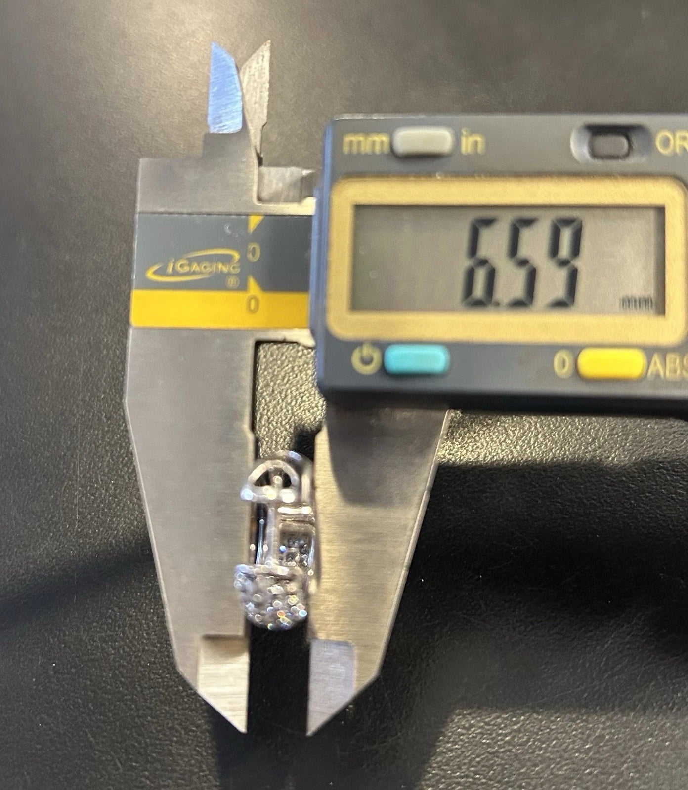 18k White Gold Diamond 17mm Earrings 2.0 ctw - 7.6 Grams