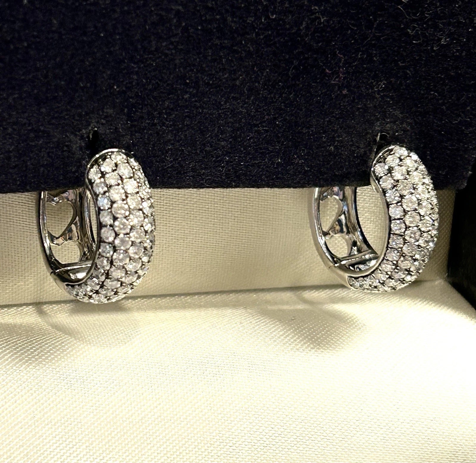 18k White Gold Diamond 17mm Earrings 2.0 ctw - 7.6 Grams