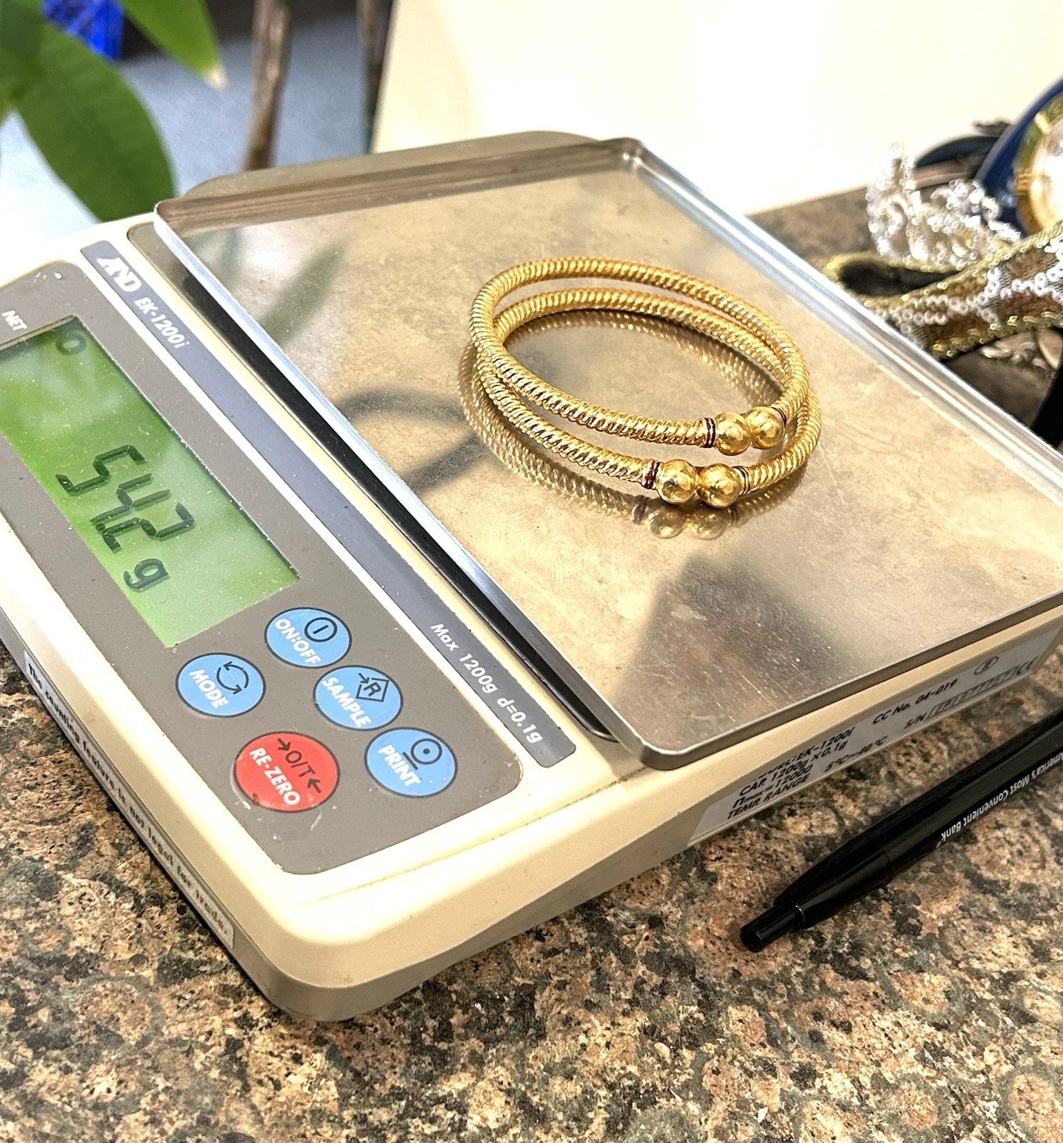 Pair 22k 916 Gold Bangle Bracelets 7.5" - 54.2 Grams - 4.5mm ea