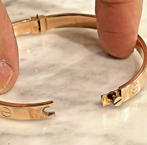 14k Yellow Gold Love Bangle Bracelet w Attached Screw - 8.1 Grams