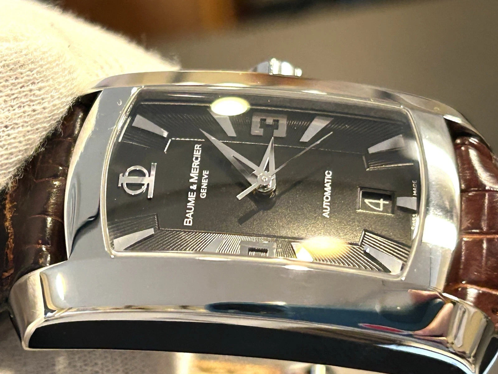 Baume & Mercier Hampton Automatic Wristwatch 65447 Stainless Steel / Leather