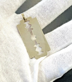 14K Yellow Gold Full Size Razor Blade Charm Pendant 4.0 Grams