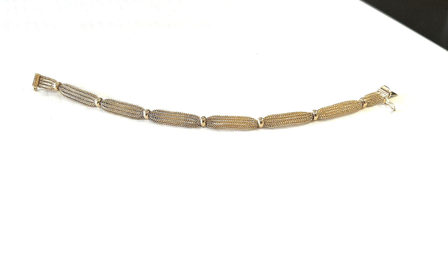 14k Gold Ladies Bracelet w Safety Clasp 7 1/8" - 9.6 Gr - 6.5mm