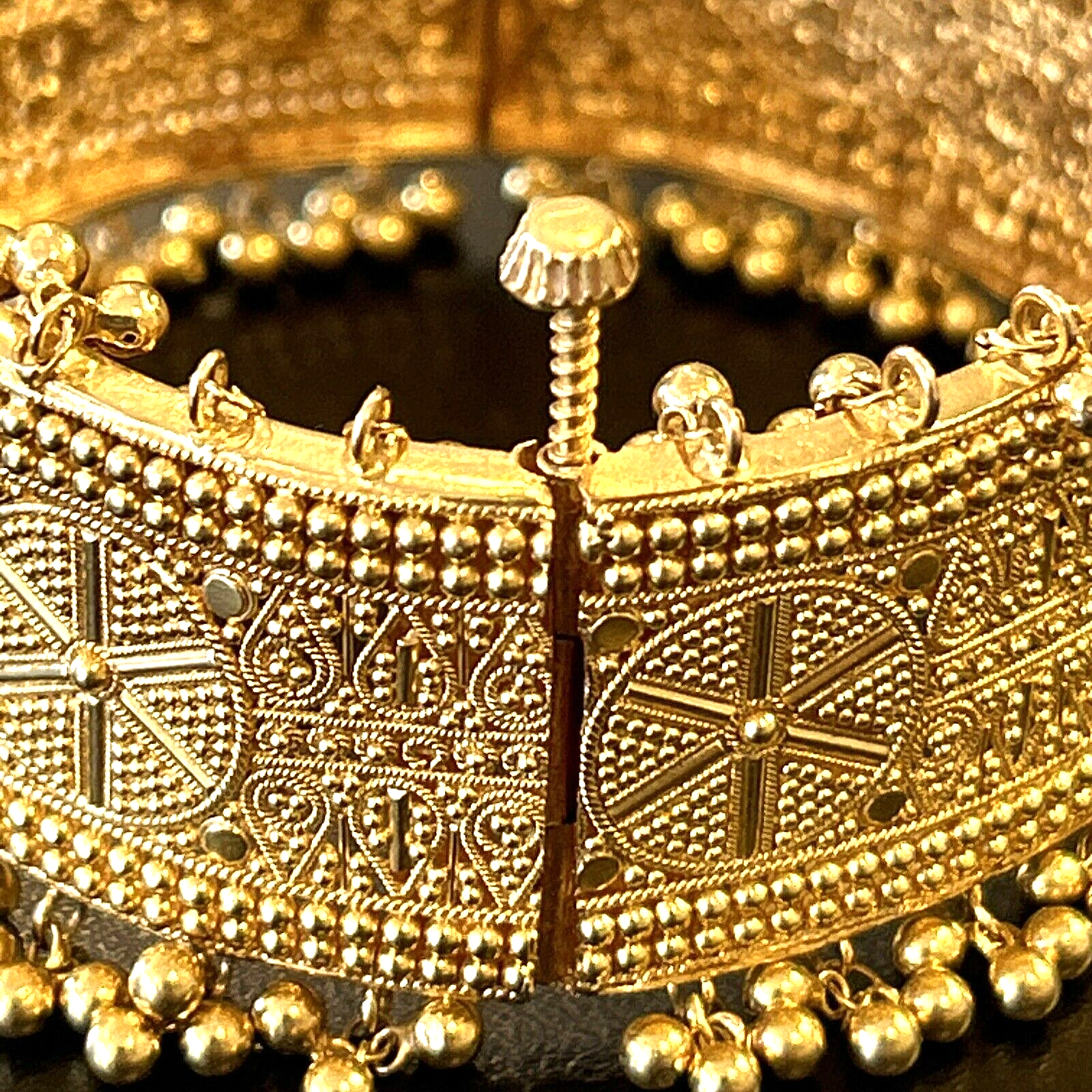 Vintage Middle Eastern / Indian 22k 916 Gold Ladies Bracelet - 57.5 Grams