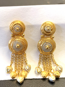 916 / 22k Gold Dangle Earrings - Screwbacks