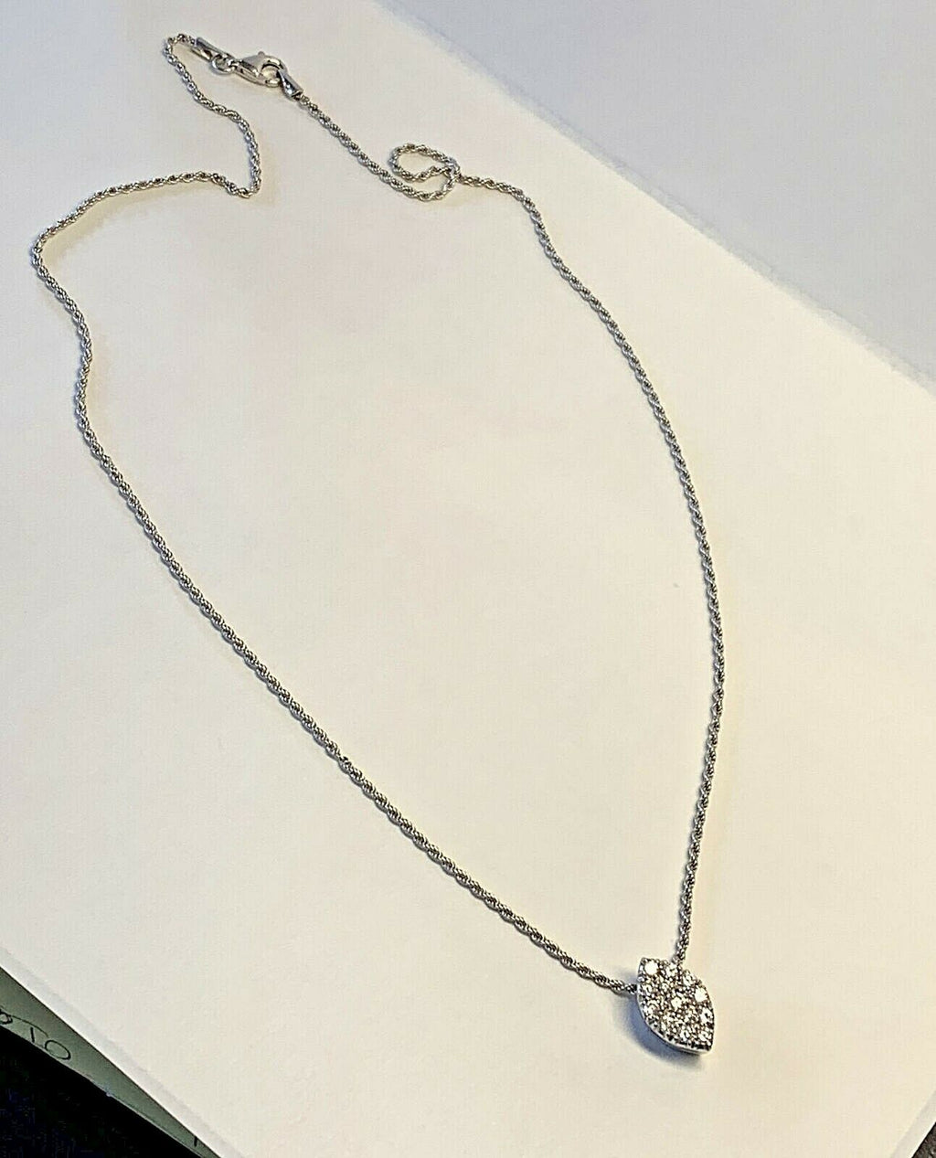 18k 750 White Gold Diamond Necklace 1/2ctw