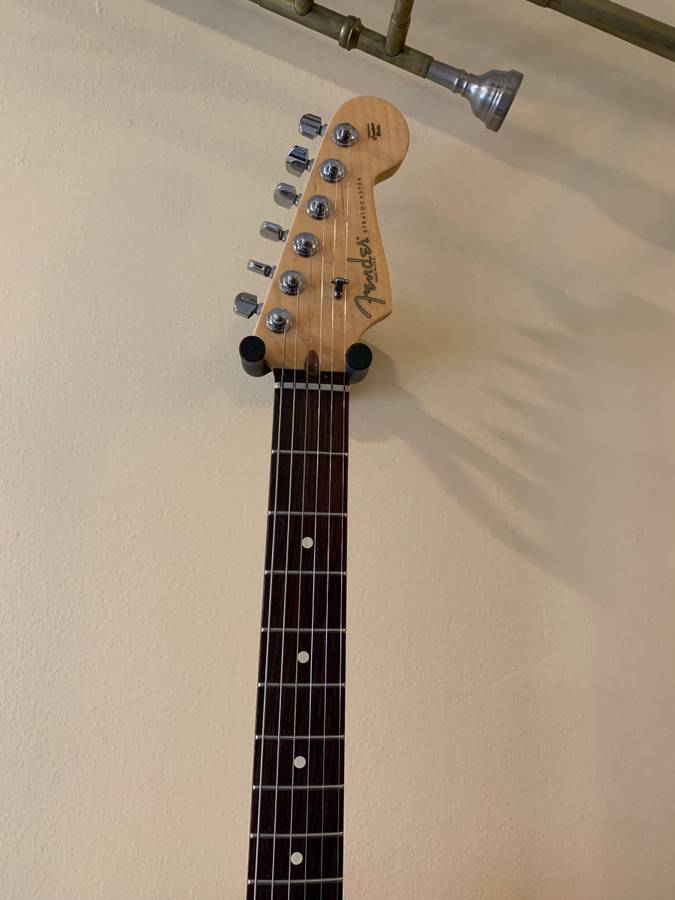 2009 Squier by Fender Stratocaster