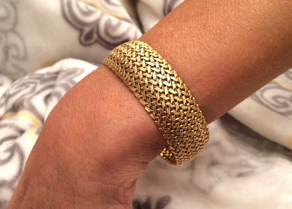 18k Solid Gold Ladies Bracelet