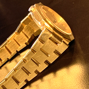 18k Yellow Gold Baume & Mercier Riviera Ladies 25mm Watch