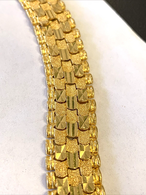 Buy quality 22k gold wave design ladies bracelet rh-lb910 in Ahmedabad