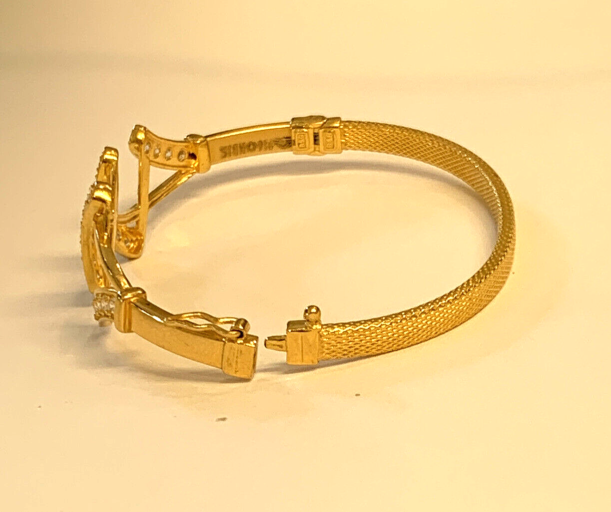 22k 916 Gold Ladies CZ Bangle Bracelet - 15.2 Grams